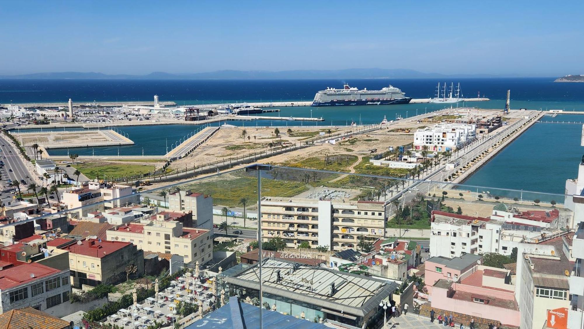 Magnifique Penthouse 160M2 Terrasse 90M2 Vue Mer タンジェ エクステリア 写真